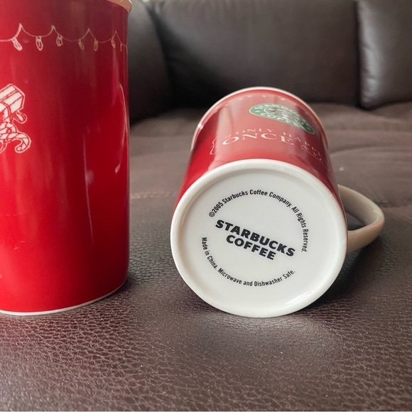 Starbucks Coffee Cup Mug Siren Logo Red It Only Happens Once A Year-2005(1 set) - Picture 4 of 5